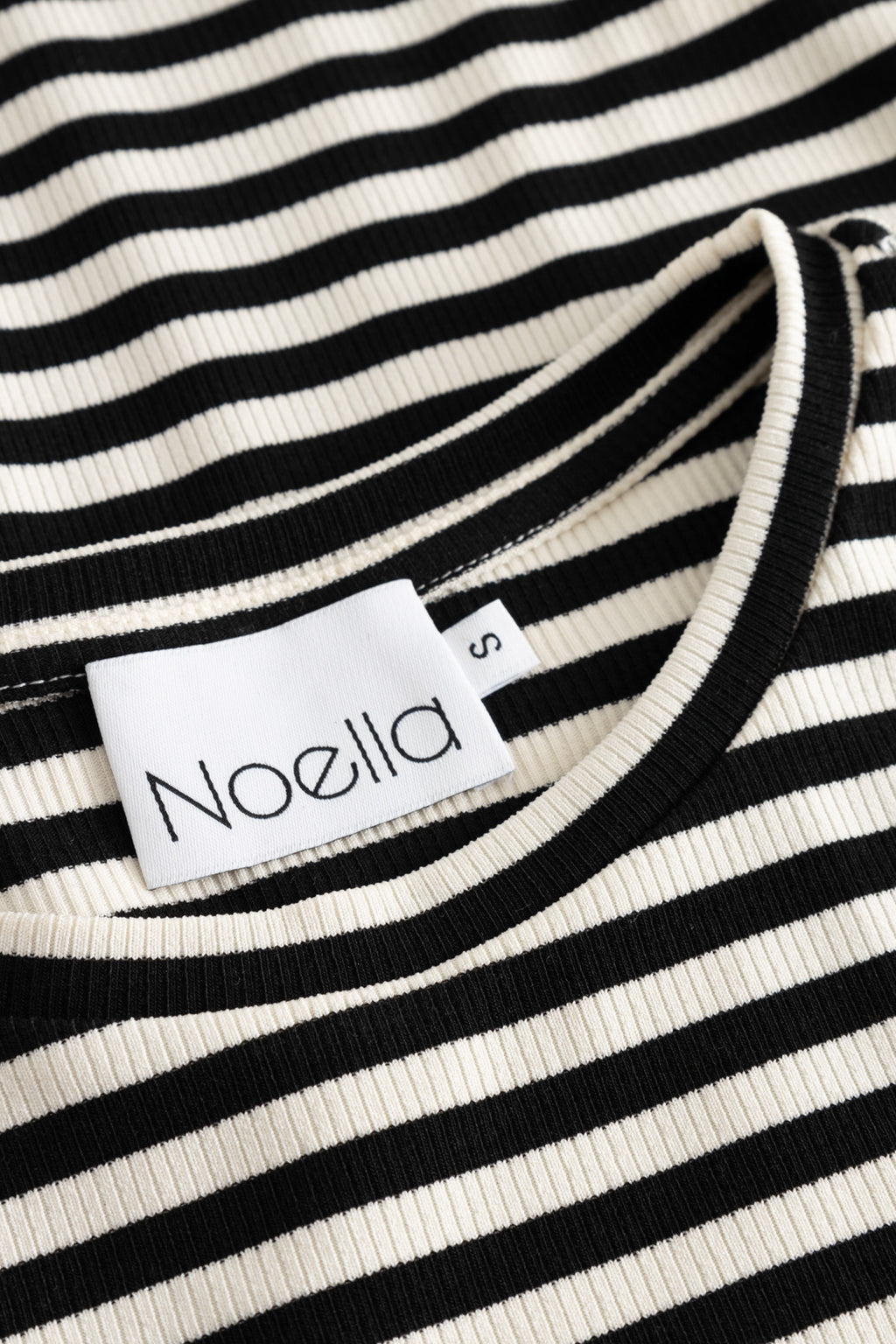 Lizzy Top Ivory Black Stripe