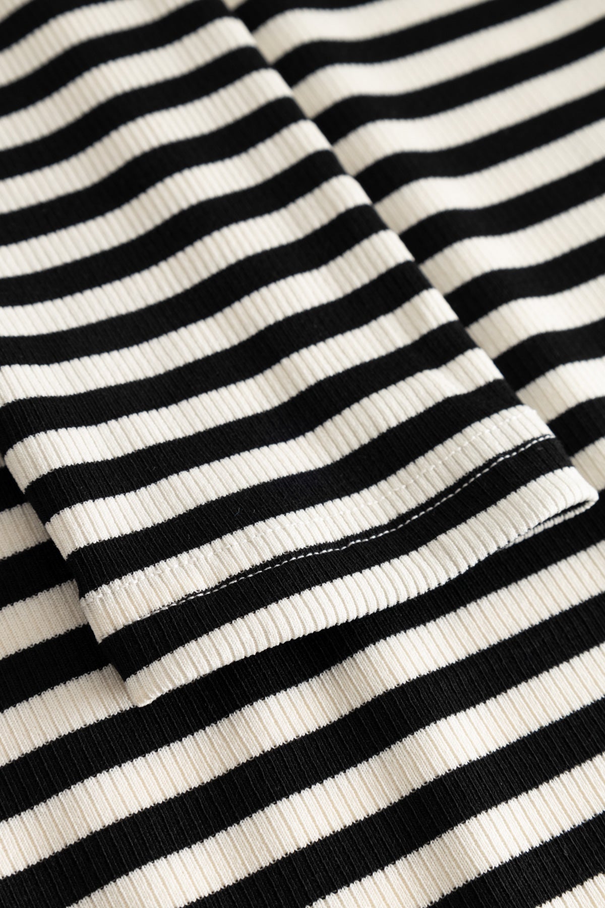 Luana Top Ivory Black Stripe