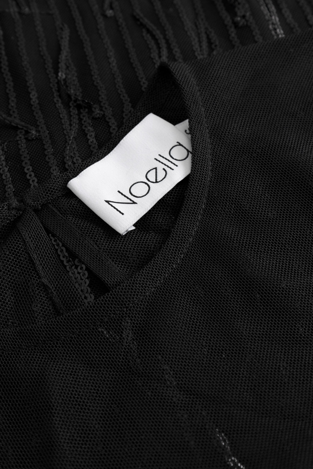 Leoda Top Black