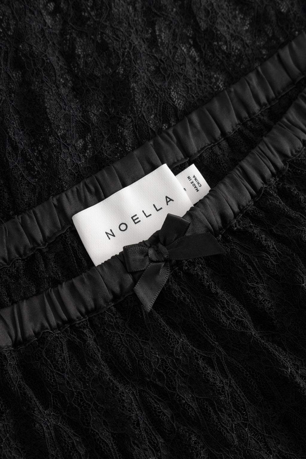 N-Lexanne Skirt Black