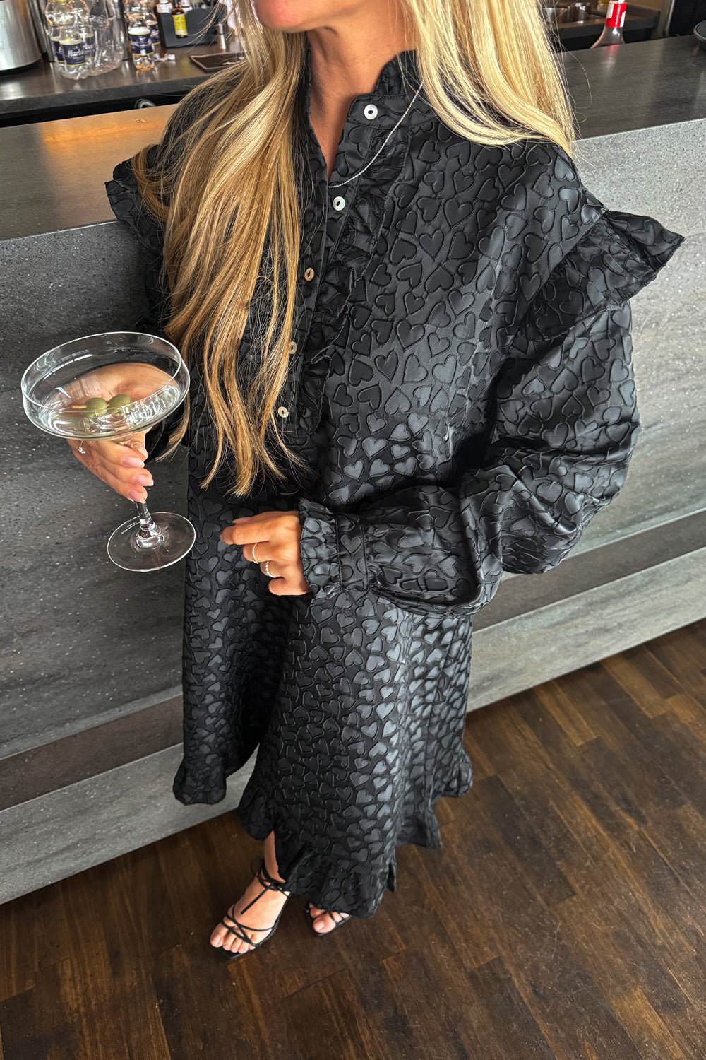 Noellas Reno Ruby Ruffle Dress Black. Køb Kjoler hos www.noellafashion.dk
model_160_S