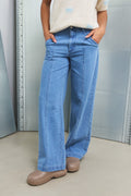Noellas Stormy Jeans Light Blue Wash. Køb Bukser hos www.noellafashion.dk